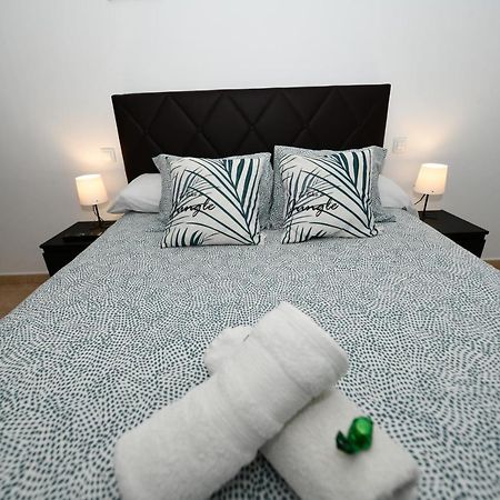 Yuliana Appartement Arrecife  Buitenkant foto