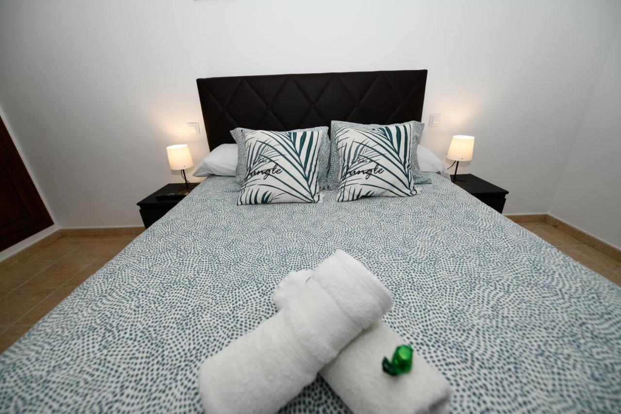 Yuliana Appartement Arrecife  Buitenkant foto